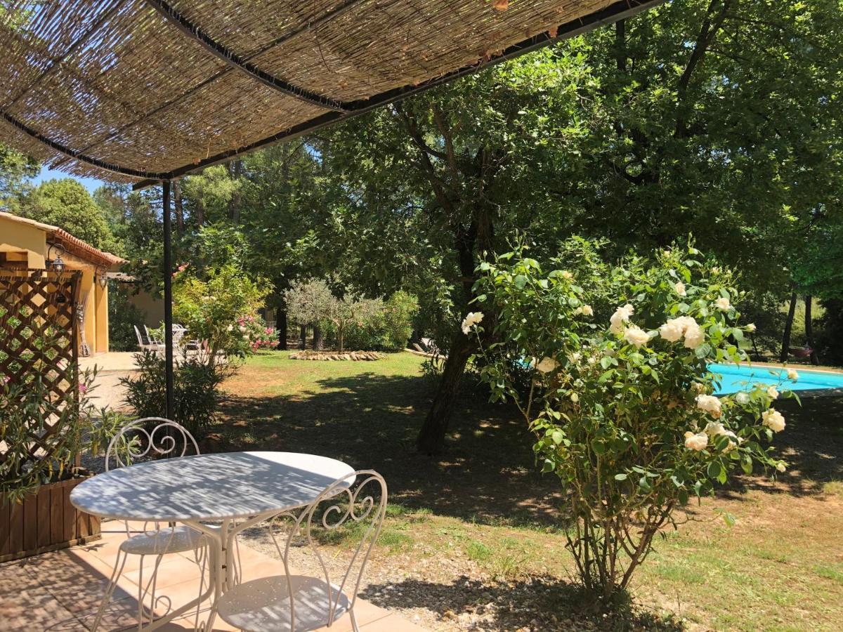 Le Clos Des Cigales Roussillon en Isere Екстериор снимка